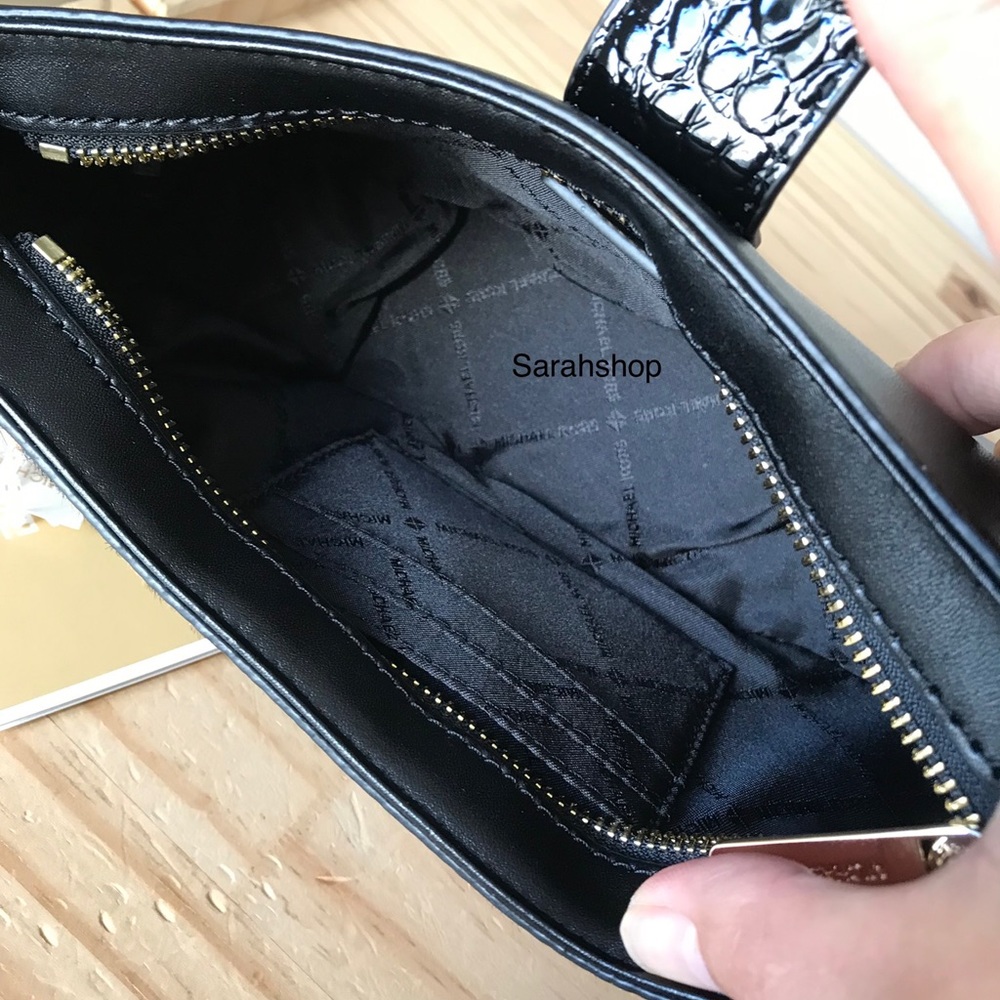 🌼Michael Kors Purse - Picture 10 of 15